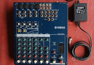 Mixer Yamaha MG102C