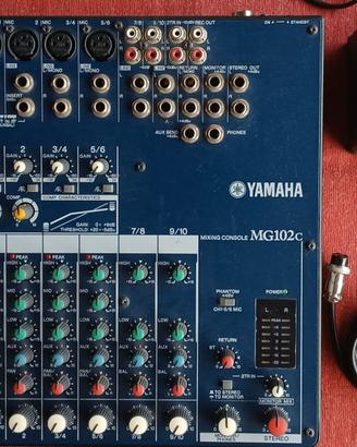 Mixer Yamaha MG102C