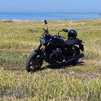 Moto Guzzi V7 IV - 2023