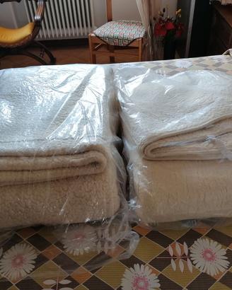 Coperta con coprimaterasso patrimoniale in merino