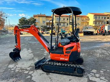 MiniEscavatore usato KUBOTA U17.3