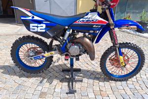 YAMAHA YZ 85