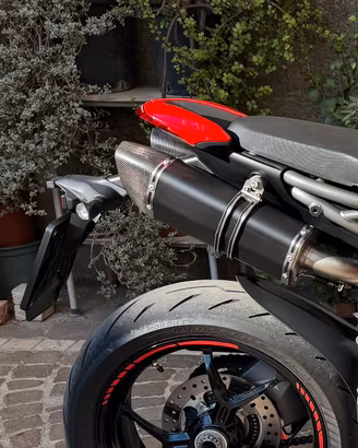 Hypermotard 950