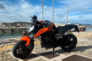 KTM 790-2018-25400KM piena potenza 105CV