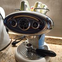 macchina per caffè Illy