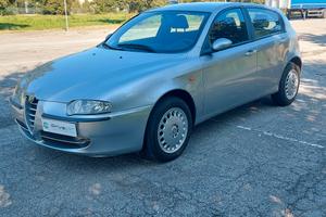 Alfa Romeo 147 1.9 JTD (115 CV) cat 5p. Distinctiv