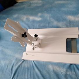 Supporto regolabile per TV Camper