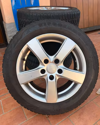 4 cerchi in lega + gomme estive