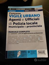 Libro concorso vigile urbano