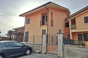 Villa a schiera Isola del Liri [2026/009VRG]