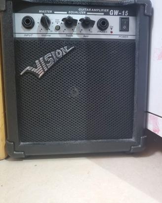 CHITARRA ELETTRICA CON AMPLIFICATORE  15 WATT