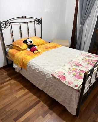 Letto in ferro battuto una piazza e mezzo