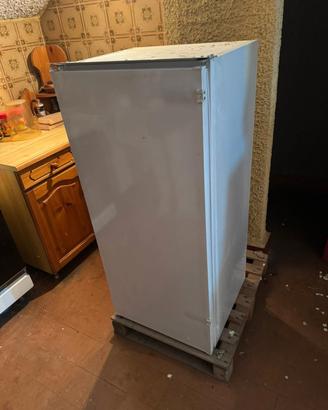 frigorifero incasso hotpoint ariston