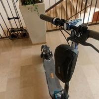 Monopattino elettrico Ninebot Kickscooter MAX G30,