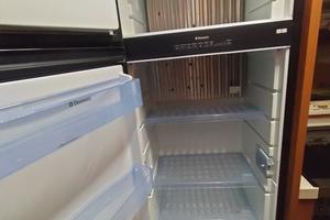 Frigo trivalente Dometic 8505