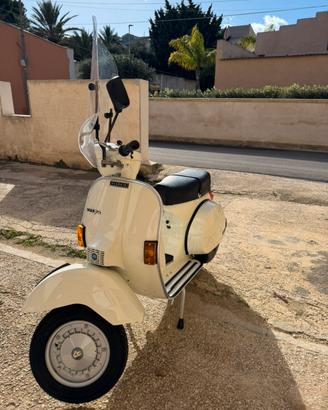 Vespa P150X