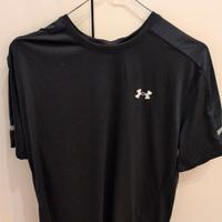 Under Armour T-shirt