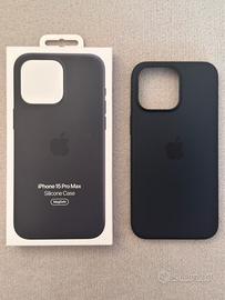 Apple iPhone 15 Pro Max Silicon Case MagSafe Black