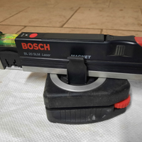 Livella con puntatore laser Bosch