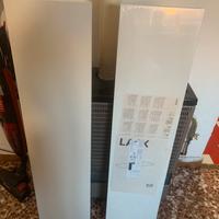 Scaffali LACK dell’IKEA da montare sul muro