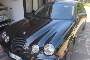 JAGUAR S-TYPE