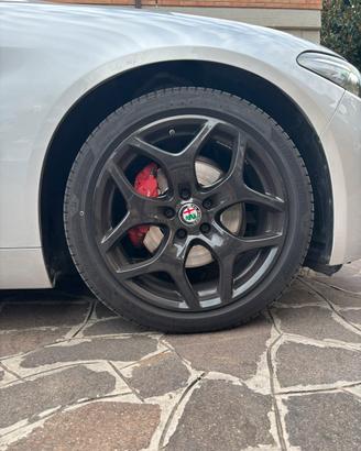 Cerchi r18 black exclusive alfa romeo giulia