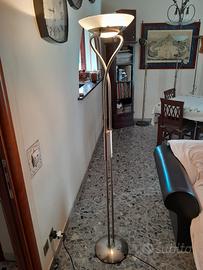 Lampada da terra 180 cm. con variatore luminosità 