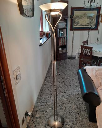 Lampada da terra 180 cm. con variatore luminosità 