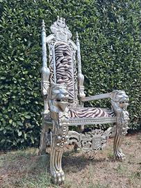 Poltrona trono barocca con rivestimento animalier