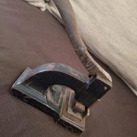 Antica pressa perforatrice aghi da banca