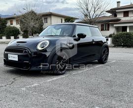 MINI Mini 2.0 Cooper S Essential