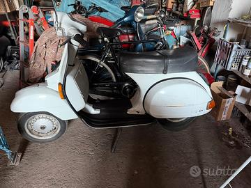 Vespa P 125 E