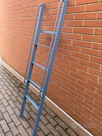 Scala in ferro