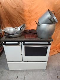 Cucina economica a legna vintage