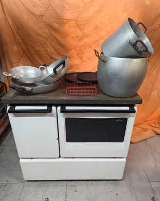 Cucina economica a legna vintage