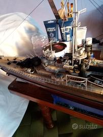 prinz eugen in legno e ottone