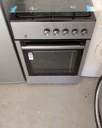 Cucina 4 Fuochi con forno pari al nuovo