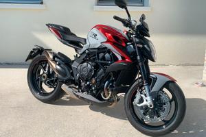 MV BRUTALE 800RR