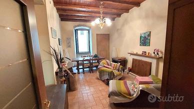 Appartamento di 110 m² con 4 locali a Spoleto