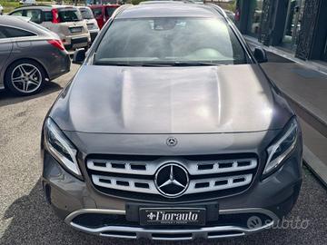 MERCEDES-BENZ GLA 220 d Automatic 4Matic Premium