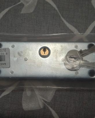 serratura per basculante 