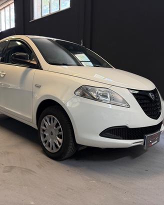Lancia Ypsilon 0.9 TwinAir 85CV Metano