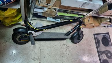 2042NN-Monopattino Elettrico Lexgo