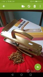 Lecco 16 Maniglie ghidini con serrature e chiavi