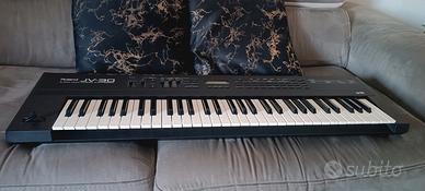 Sintetizzatore ROLAND JV30