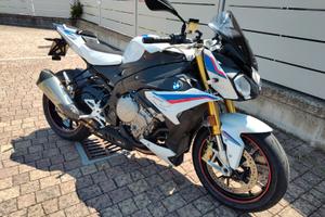 BMW S1000R