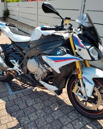 BMW S1000R