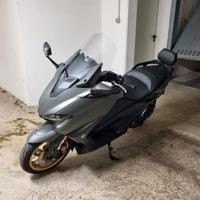 Yamaha T Max 560 - 2021