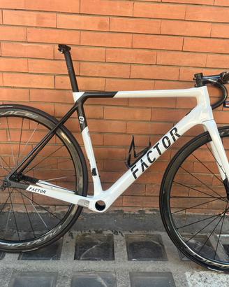 kit telaio factor 02 + ruote durace