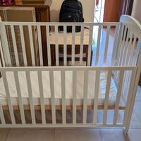 lettino bambini con materasso